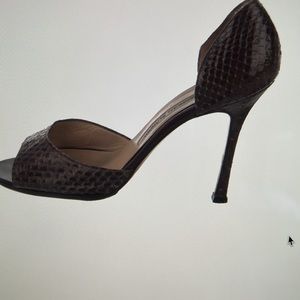 Manolo Blahnik snakeskin pump HUGE MARKDOWN